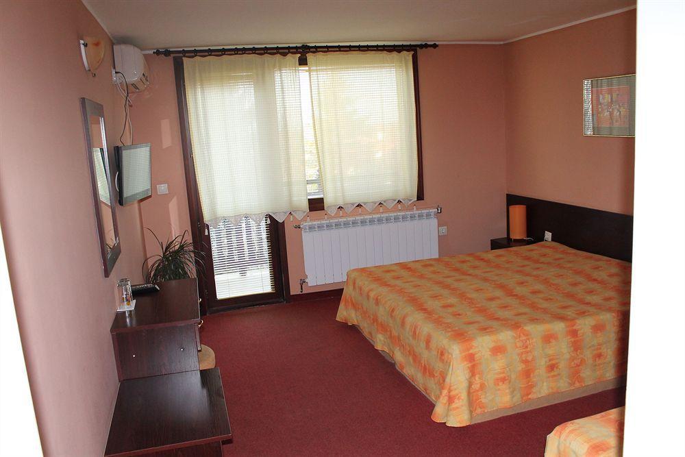 Hotel Elena Veliko Tarnovo Kültér fotó