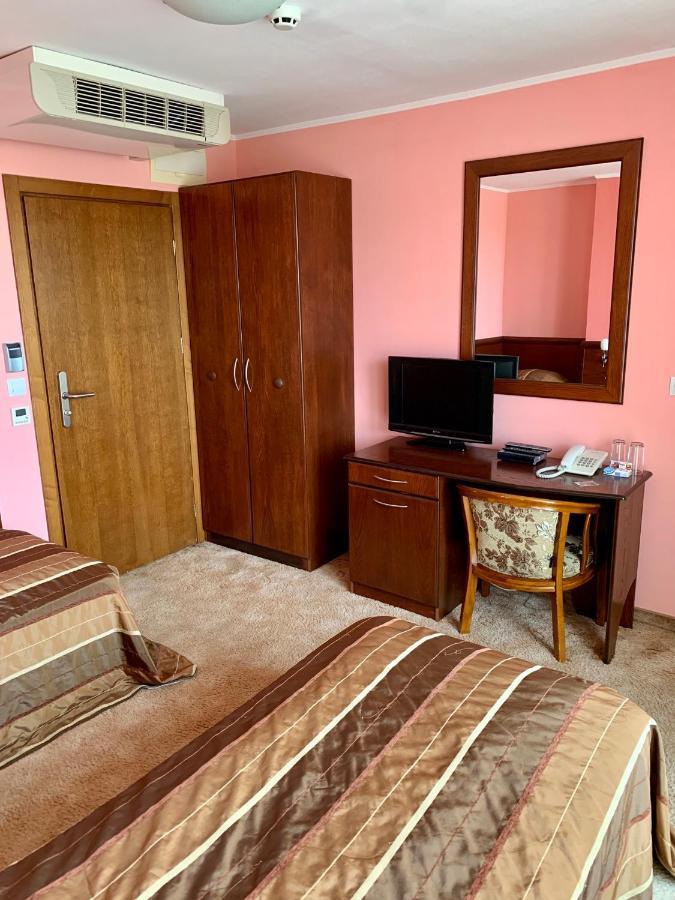 Hotel Elena Veliko Tarnovo Kültér fotó