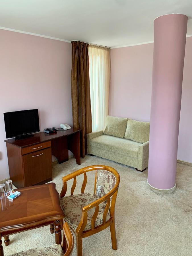 Hotel Elena Veliko Tarnovo Kültér fotó